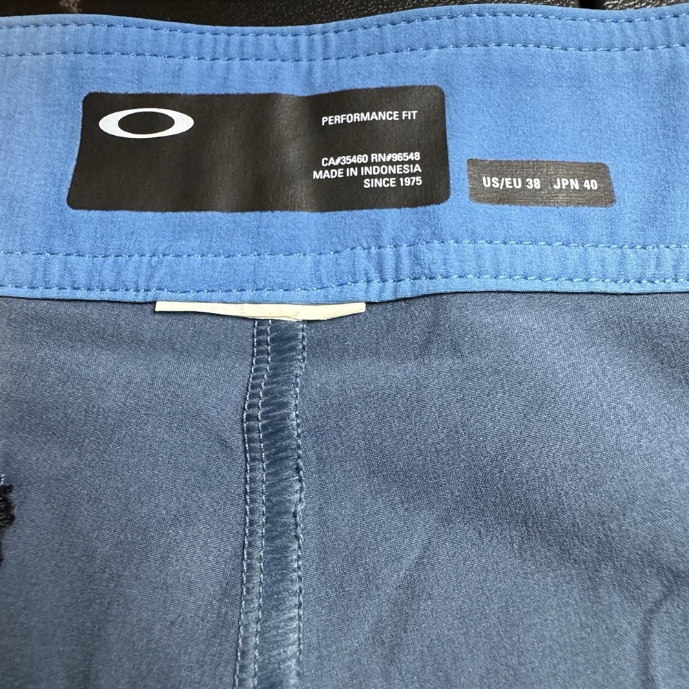 Oakley Board Shorts Mens 38 Gray Blue Performance Fit Surf Swim Trunks Stretch - Picture 8 of 8